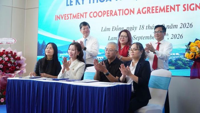 Khu công nghiệp Hàm Kiệm II ký kết với nhà đầu tư thứ cấp. (Ảnh: THANH HẢI)