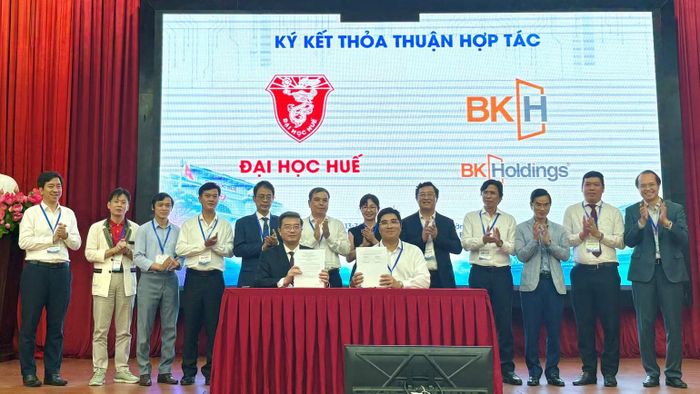 Đại học Huế ký kết thỏa thuận hợp tác với BK-Holdings.