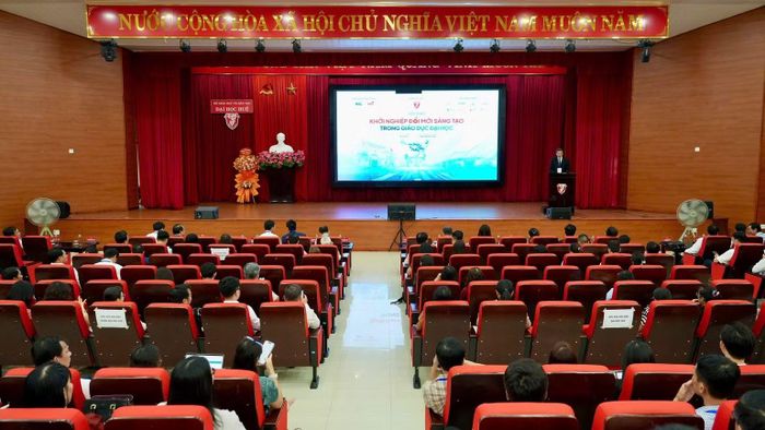 Quang cảnh tại hội thảo.