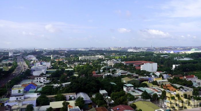 Vùng đô thị Phú Mỹ nhìn về Tân Phước. (Ảnh: Lê Đình Thìn)