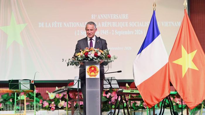 Ông Jean-Michel Jacques, Chủ tịch Ủy ban Quốc phòng và Lực lượng vũ trang của Quốc hội (Hạ viện) Pháp nhấn mạnh: Hai nước Pháp và Việt Nam đã cùng nỗ lực vượt qua thử thách lịch sử với sự thấu hiểu, cùng nỗ lực vun đắp quan hệ hữu nghị, hợp tác và đang cùng quyết tâm tới tương lai chung tốt đẹp hơn. (Ảnh: KHẢI HOÀN)