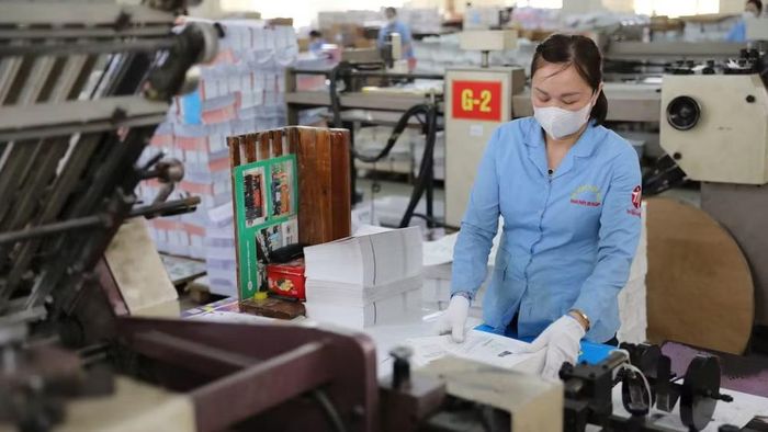 In ấn sách giáo khoa. (Ảnh: Nhà xuất bản Giáo dục Việt Nam)