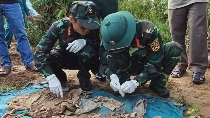 Các di vật được tìm thấy. (Ảnh: Quốc Khánh)