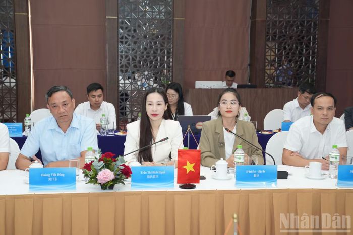 Đại diện các Sở, Ban ngành của tỉnh Lạng Sơn tham dự Hội đàm. (Ảnh: QUỐC ĐẠT)