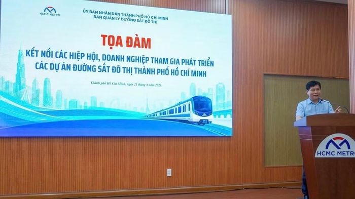 Ngày càng có nhiều nhà đầu tư tham gia đầu tư các tuyến đường sắt đô thị theo hình thức đối tác công-tư. (Ảnh: VÕ LÊ)