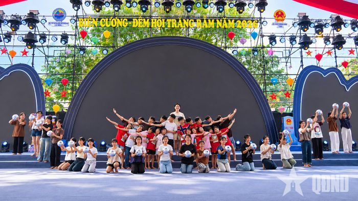 Sẵn sàng mang Tết Trung thu vui tươi, ấm áp đến với thiếu niên, nhi đồng vùng biên giới.