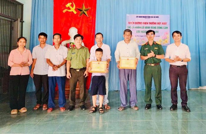Xã Gò Nổi tuyên dương các cá nhân dũng cảm cứu người.