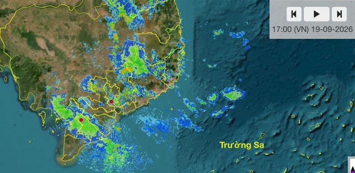  Nhiều nơi ở Nam bộ đang có mưa dông theo dữ liệu ảnh radar thời tiết lúc 17 giờ ngày 19-9. ﻿Nguồn: Chụp màn hình 