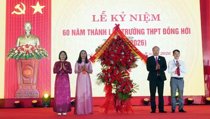 Lễ kỷ niệm 60 năm thành lập Trường THPT Đồng Hới (1966 - 2026).