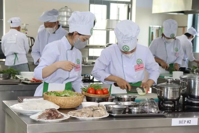 Trường Cao đẳng Lương thực - Thực phẩm đào tạo theo đơn đặt hàng của doanh nghiệp.