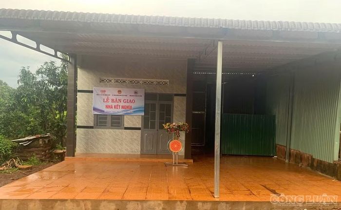 Căn nhà trị giá 200 triệu đồng của gia đình anh Rơ Lan KLunh