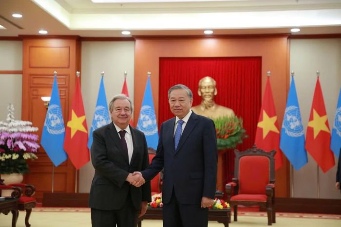 Tổng Bí thư Tô Lâm tiếp Tổng Thư ký LHQ Antonio Guterres nhân dịp thăm chính thức Việt Nam và dự Lễ mở ký Công ước LHQ về chống tội phạm mạng, tháng 10/2025. Ảnh: VGP