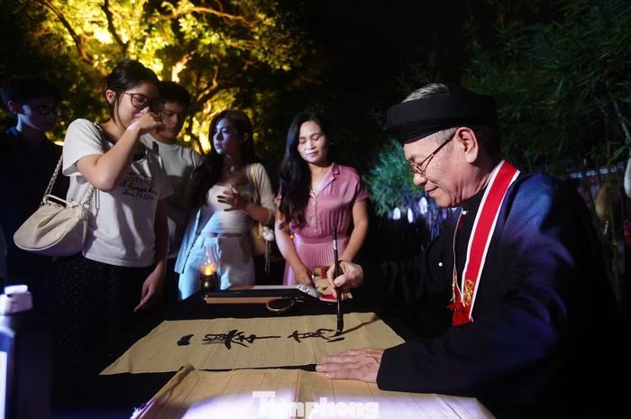 Chương trình góp phần kết nối nghệ thuật thư pháp với không gian di sản, lan tỏa những giá trị văn hóa truyền thống trong đời sống đương đại.
