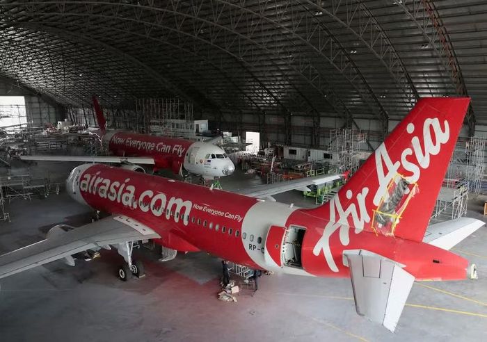 Bảng cân đối kế toán của AirAsia chịu sức ép lớn.
