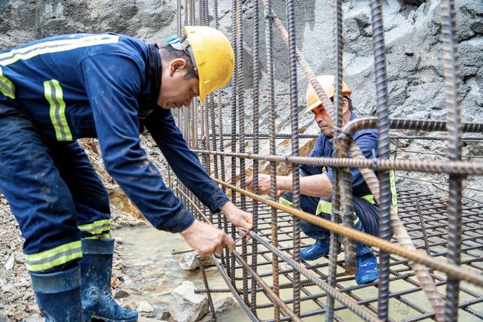 Công trường làm việc theo chế độ 3 ca, 4 kíp, riêng hầm Phượng Hoàng được tổ chức thi công liên tục 24/24 giờ