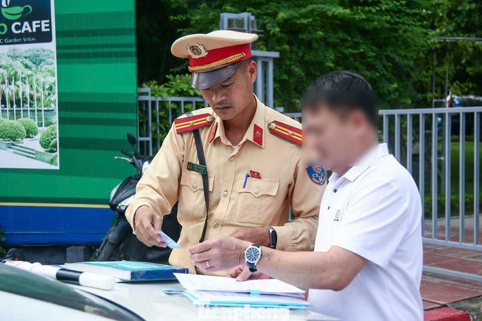 Các trường hợp vi phạm bị lập biên bản.
