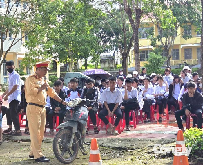 Những buổi tuyên truyền mang lại ý nghĩa thiết thực, giúp học sinh hiểu hơn và không vi phạm ATGT.