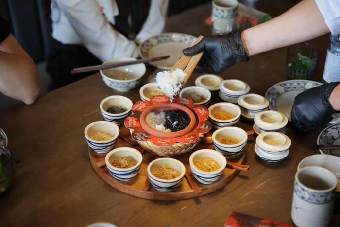Chín vị muối kể chuyện ẩm thực miền Trung.