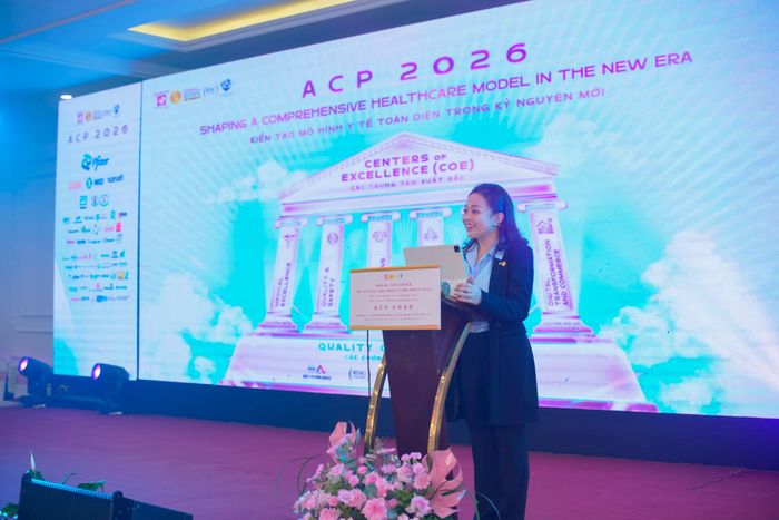 ThS Nguyễn Ngọc Anh Phương - Phó Tổng giám đốc TĐYT Phương Châu phát biểu khai mạc hội nghị