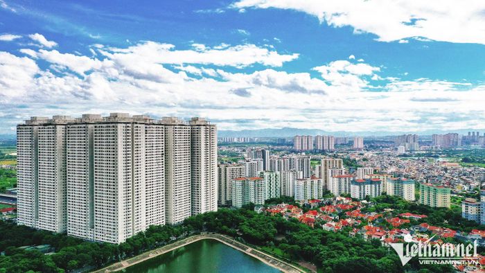 Dự án HH Linh Đàm chỉ được quy hoạch 27 tầng nhưng chủ đầu tư đã xây dựng từ 36-41 tầng. Ảnh: Hoàng Hà