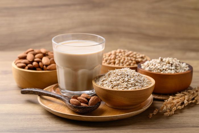 Đậu nành và yến mạch chứa những thành phần có thể được một số vi sinh vật đường ruột sử dụng.