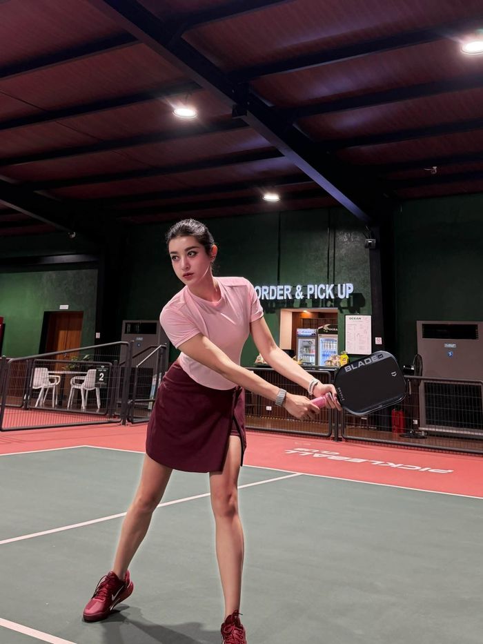 Á hậu Huyền My mê chơi pickleball.