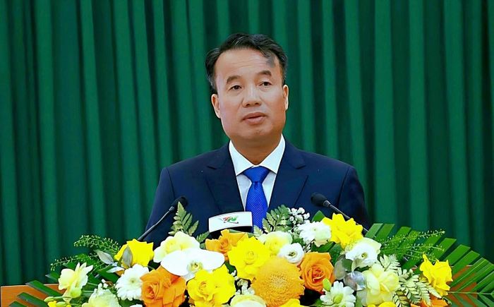 Nguyễn Thế Mạnh, Chủ tịch UBND tỉnh phát biểu nhận nhiệm vụ. Ảnh: Mạnh Thắng