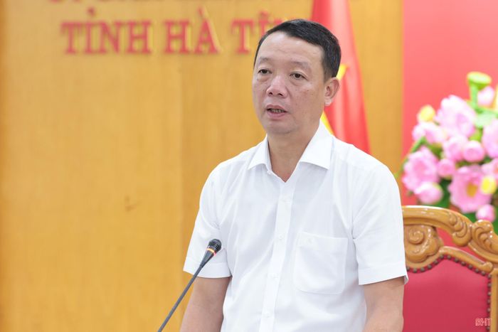 Đồng chí Phan Thiên Định – Phó Bí thư Tỉnh ủy, Chủ tịch UBND tỉnh, Trưởng Ban Chỉ huy Phòng thủ dân sự tỉnh, kết luận cuộc làm việc.