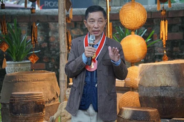 Nhà sưu tập Đặng Minh Tâm kể những câu chuyện thú vị về trống Tây Nguyên.
