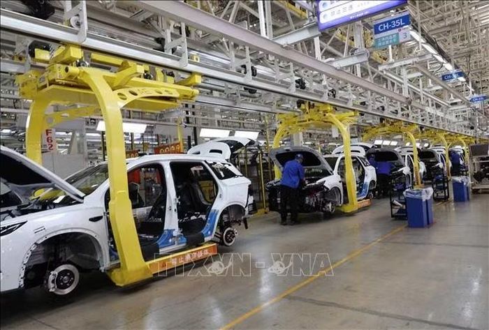 Xưởng lắp giáp xe ô tô của hãng BYD, Trung Quốc. Ảnh: Công Tuyên-PV TTXVN tại Trung Quốc