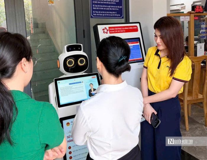 Robot AI hỗ trợ người dân và doanh nghiệp.