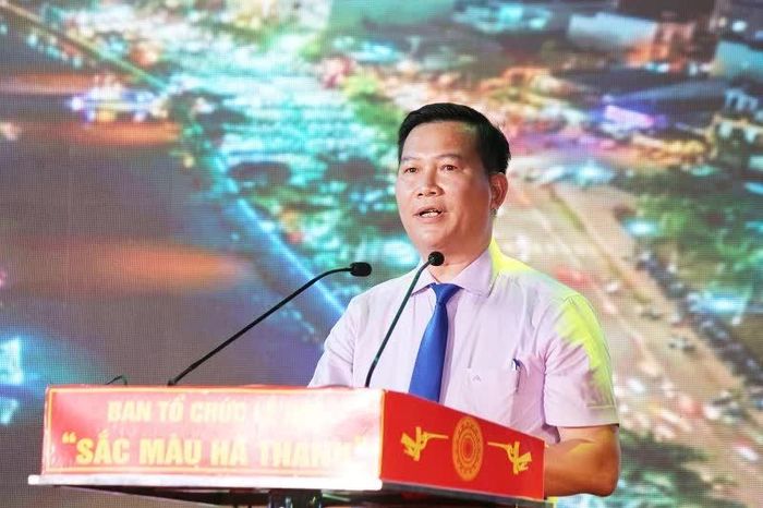 Ông Phan Tuấn Hoàng - Phó Chủ tịch Thường trực UBND phường Quy Nhơn, phát biểu khai mạc.