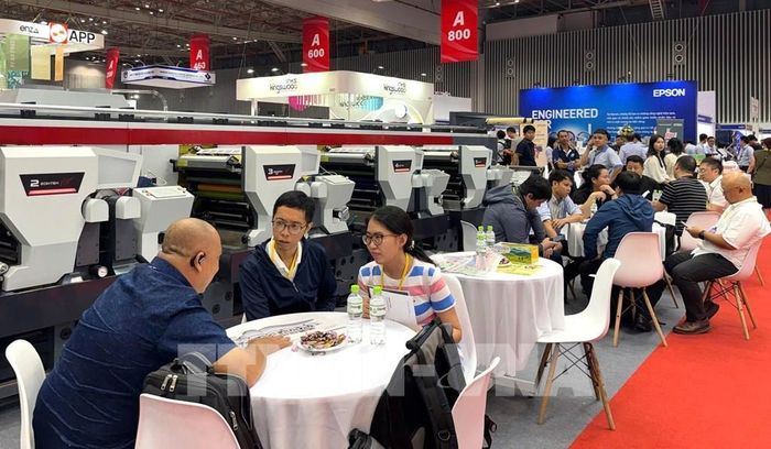 Khu vực kết nối B2B tại VietnamPrintPack 2026. Ảnh: Mỹ Phương – TTXVN 