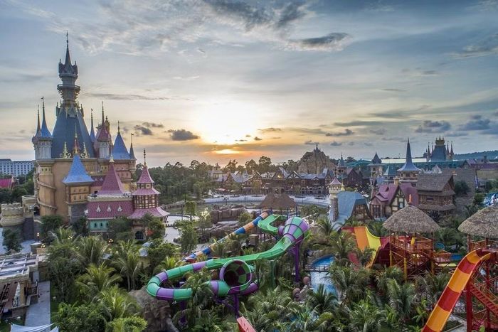 Vinpearl đang xây dựng hệ sinh thái du lịch quy mô lớn, trải rộng từ lưu trú, nghỉ dưỡng, vui chơi giải trí đến golf, từng bước mở rộng hoạt động và năng lực quản lý ra thị trường quốc tế