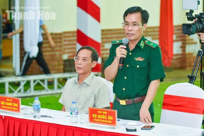 Đánh giá cao sự nỗ lực, cố gắng của toàn thể các lực lượng, nghệ sĩ và các cháu thiếu nhi sau chuỗi ngày tập luyện, Thiếu tướng Vũ Quốc Ân, Phó Chính ủy Bộ đội Biên phòng nhấn mạnh tinh thần giữ vững sự hài hòa của kịch bản tổng thể. Đồng thời yêu cầu các đơn vị tận dụng trọn vẹn thời gian còn lại để chăm chút kỹ hơn từng khâu kỹ thuật, tăng cường sự tương tác ấm áp với các bạn nhỏ dưới khán đài và bảo đảm chu đáo mọi điều kiện an toàn, để đêm hội chính thức thực sự là món quà trung thu trọn vẹn, đong đầy yêu thương gửi tới trẻ thơ nơi phên dậu Tổ quốc.