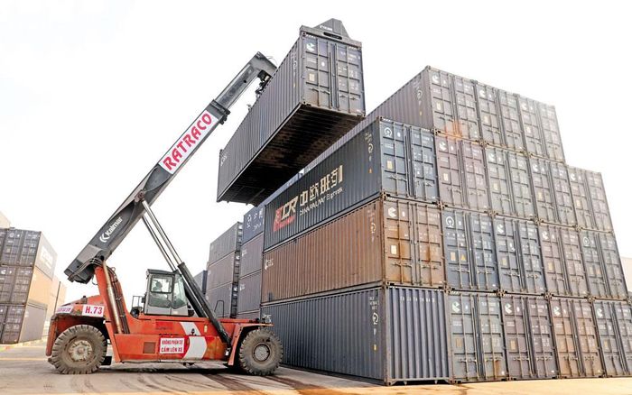  Ga Kép được xây dựng thành ga liên vận quốc tế. 