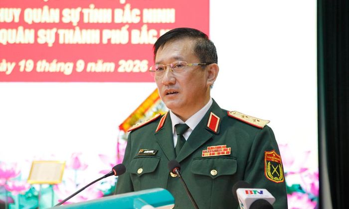 Trung tướng La Công Phương phát biểu giao nhiệm vụ.