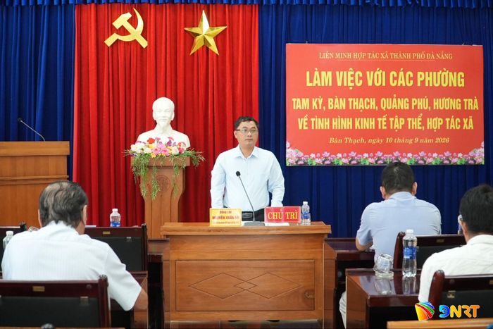 Liên minh Hợp tác xã thành phố lắng nghe, gỡ khó trong hoạt động của các hợp tác xã. Ảnh: HỒ QUÂN