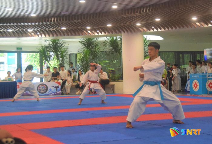 Các vận động viên tranh tài tại giải. Ảnh: THÀNH DANH
