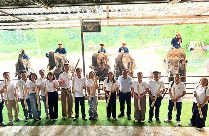 Đoàn đại biểu tỉnh Điện Biên khảo sát điểm du lịch, cơ sở dịch vụ tại tỉnh Chiềng Mai.