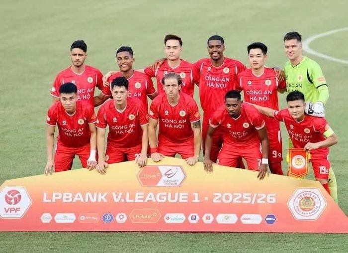 “Dàn sao” tuyển thủ VN trong màu áo CAHN. Nguồn: bongdaplus.vn