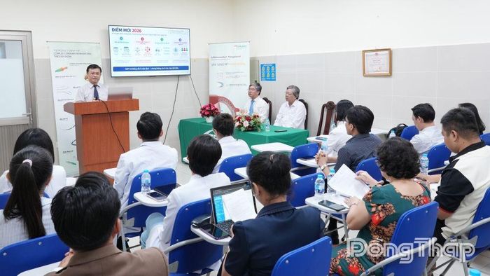 PGS.TS.BS Nguyễn Văn Tân cập nhật các điểm mới từ Đồng thuận ESC/ACC/AHA 2026 về cá thể hóa chiến lược kháng tiểu cầu ở bệnh nhân hội chứng vành cấp sau PCI.