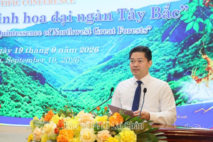 Tiến sĩ Vũ Mạnh Hà - Thứ trưởng Thường trực Bộ Y tế phát biểu tại hội thảo.