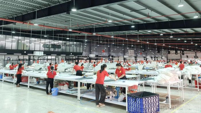 Công ty TNHH Unico Global YB tạo việc làm cho khoảng 1.600 lao động, với thu nhập bình quân hiện nay từ 10 – 12 triệu đồng/người/tháng.