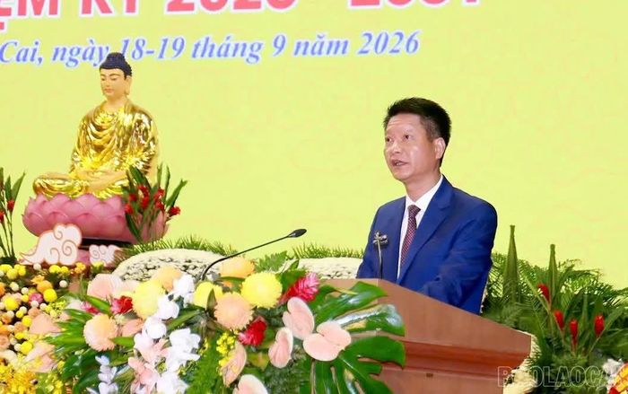 Đồng chí Nguyễn Thế Phước – Phó Bí thư Tỉnh ủy, Chủ tịch Ủy ban MTTQ Việt Nam phát biểu tại đại hội.
