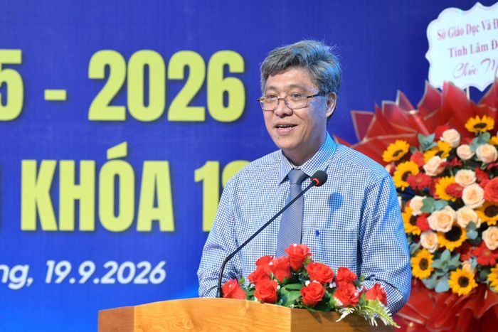 Phó Chủ tịch UBND tỉnh Nguyễn Minh phát biểu chỉ đạo tại lễ tổng kết năm học tại Trường Đại học Phan Thiết