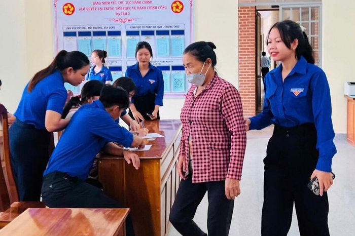 Xã Đạ Tẻh 2 đang xây dựng nền hành chính công khai, minh bạch, hiện đại, nâng cao chất lượng phục vụ người dân, doanh nghiệp