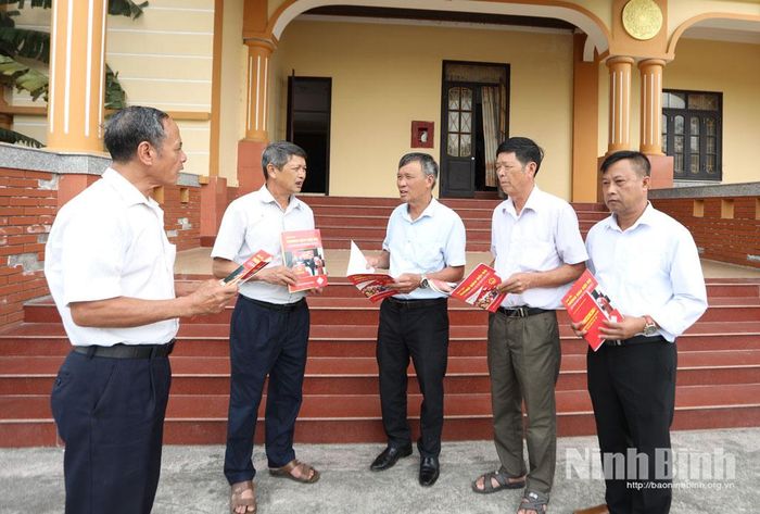 MTTQ và các đoàn thể xã Xuân Trường đổi mới công tác vận động các chức sắc, chức việc và đồng bào có đạo tham gia các phong trào thi đua yêu nước ở địa phương. Ảnh: Việt Thắng