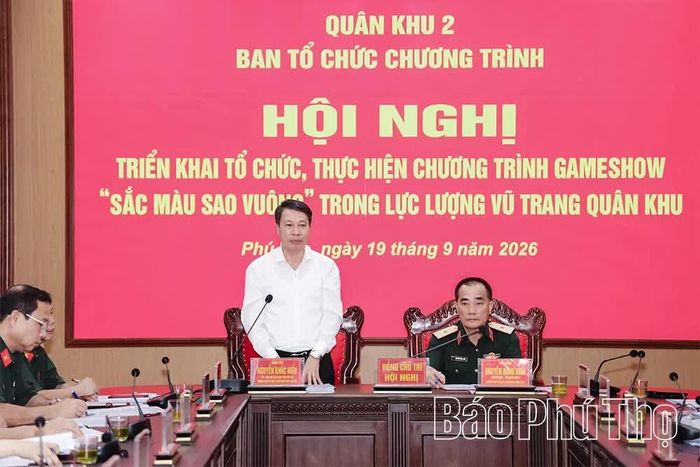 Đồng chí Phó Chủ tịch UBND tỉnh, Trưởng Ban tổ chức Gameshow tỉnh Nguyễn Khắc Hiếu phát biểu chỉ đạo tại hội nghị.