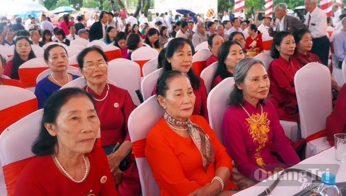 Đại biểu tham dự lễ kỷ niệm - Ảnh: N.M